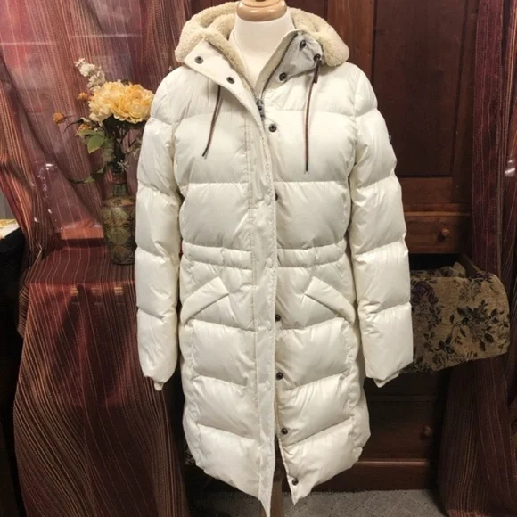 Coach luxury women’s cream long puffer jacket- NWOT- Size Large - Picture 5 of 10